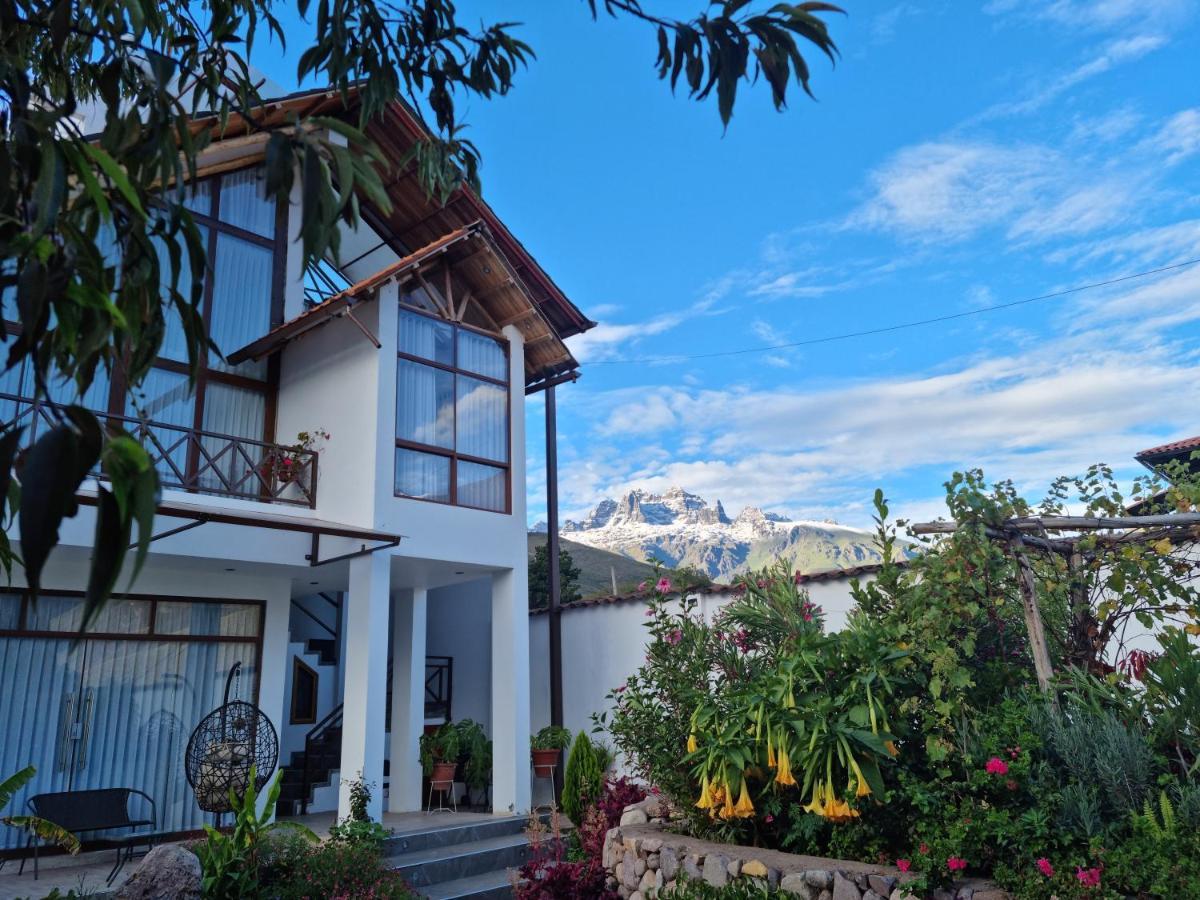 Flores De La Villa Huayoccari Exterior foto